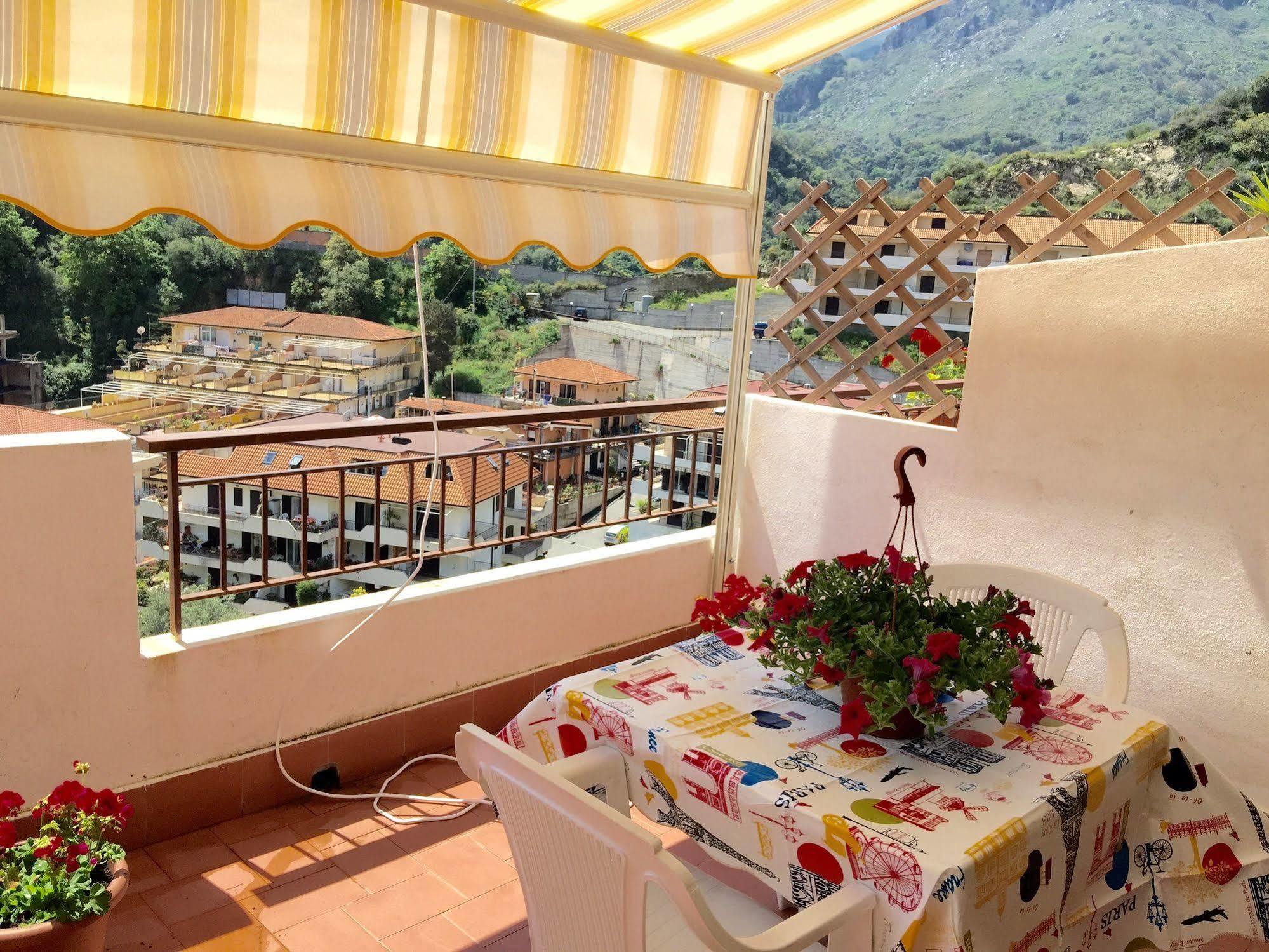 Casa Vacanza Da Rosa Letojanni Εξωτερικό φωτογραφία