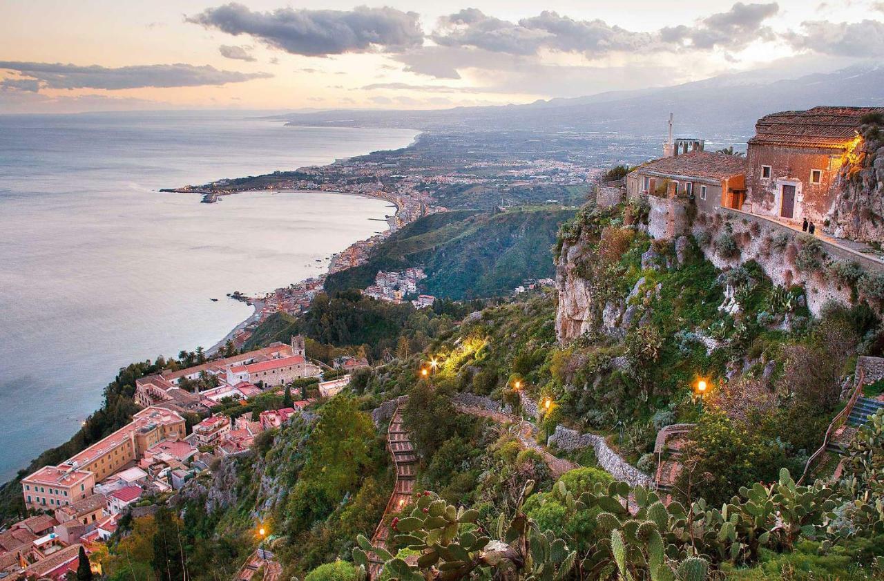 Casa Vacanza Da Rosa Letojanni Εξωτερικό φωτογραφία